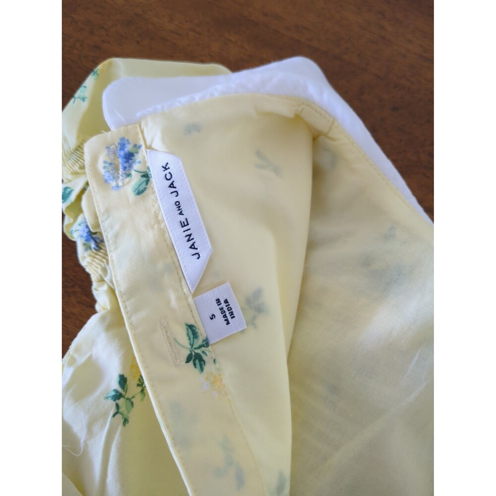Janie and Jack The Charlotte Double Cream Floral Smocked Dress size 5 EUC - Picture 4 of 9